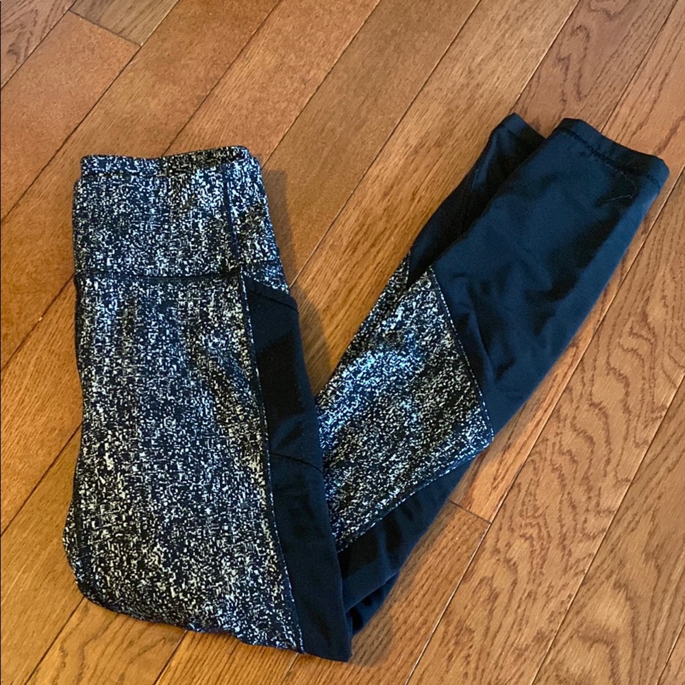 Lululemon Athletica Black and Gray Leggings